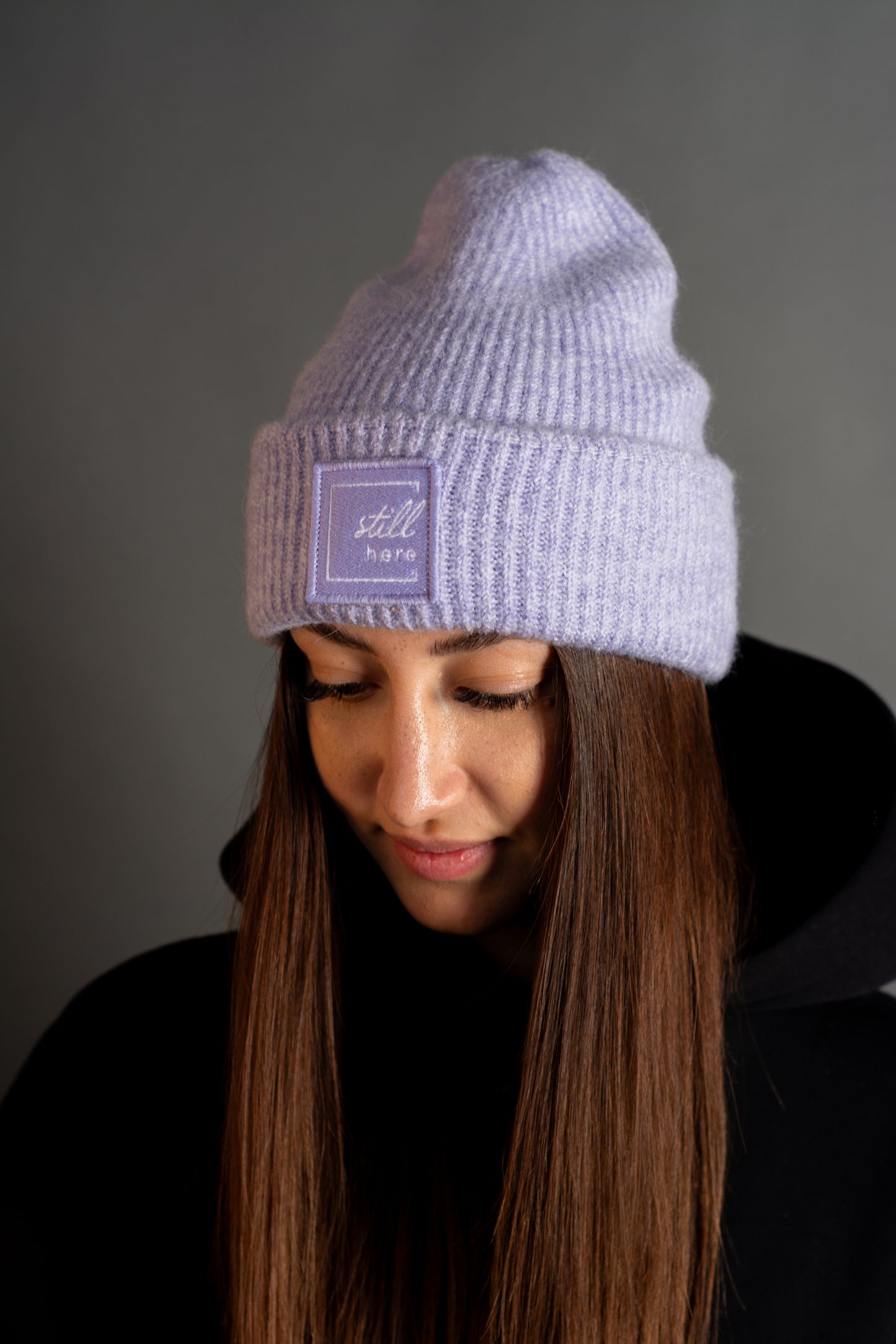 Beanie "still here" lavender soft rib