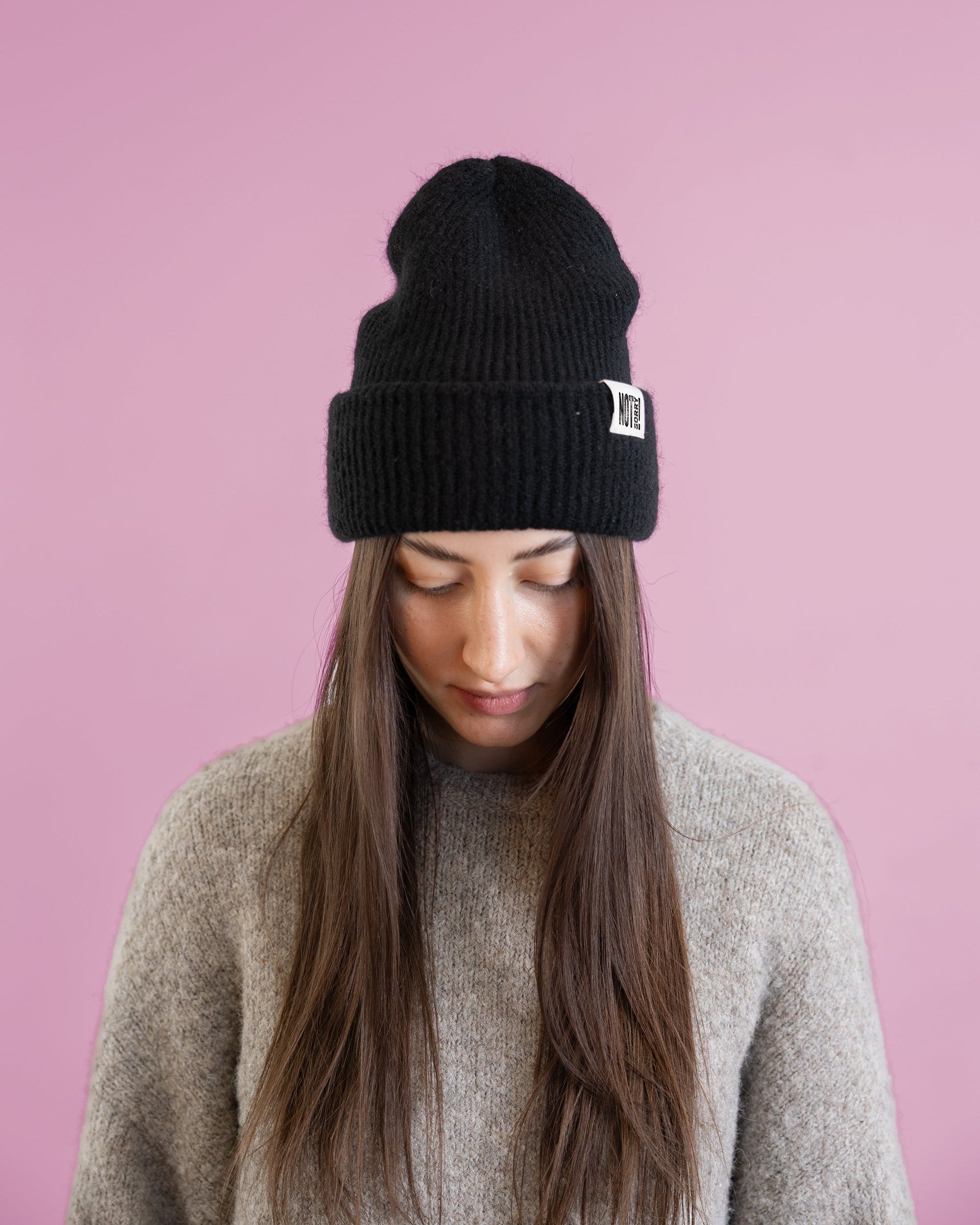 Beanie "NOT Sorry!" mit Label soft-rib