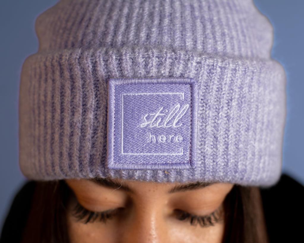 Beanie "still here" lavender soft rib